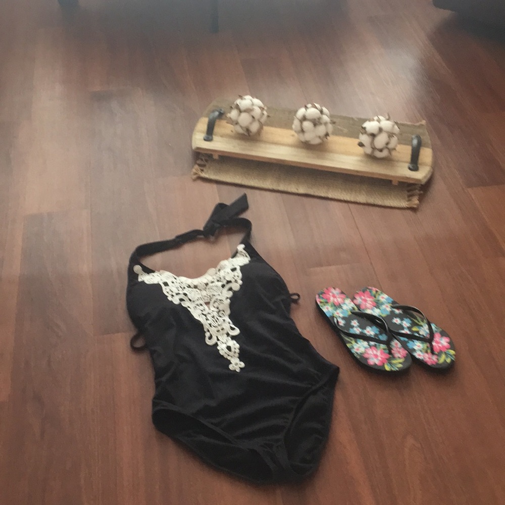 Kenneth Cole Swimsuit
